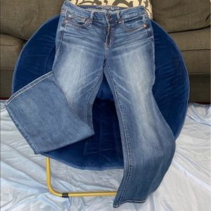 SOLD! American eagle jeans size 10